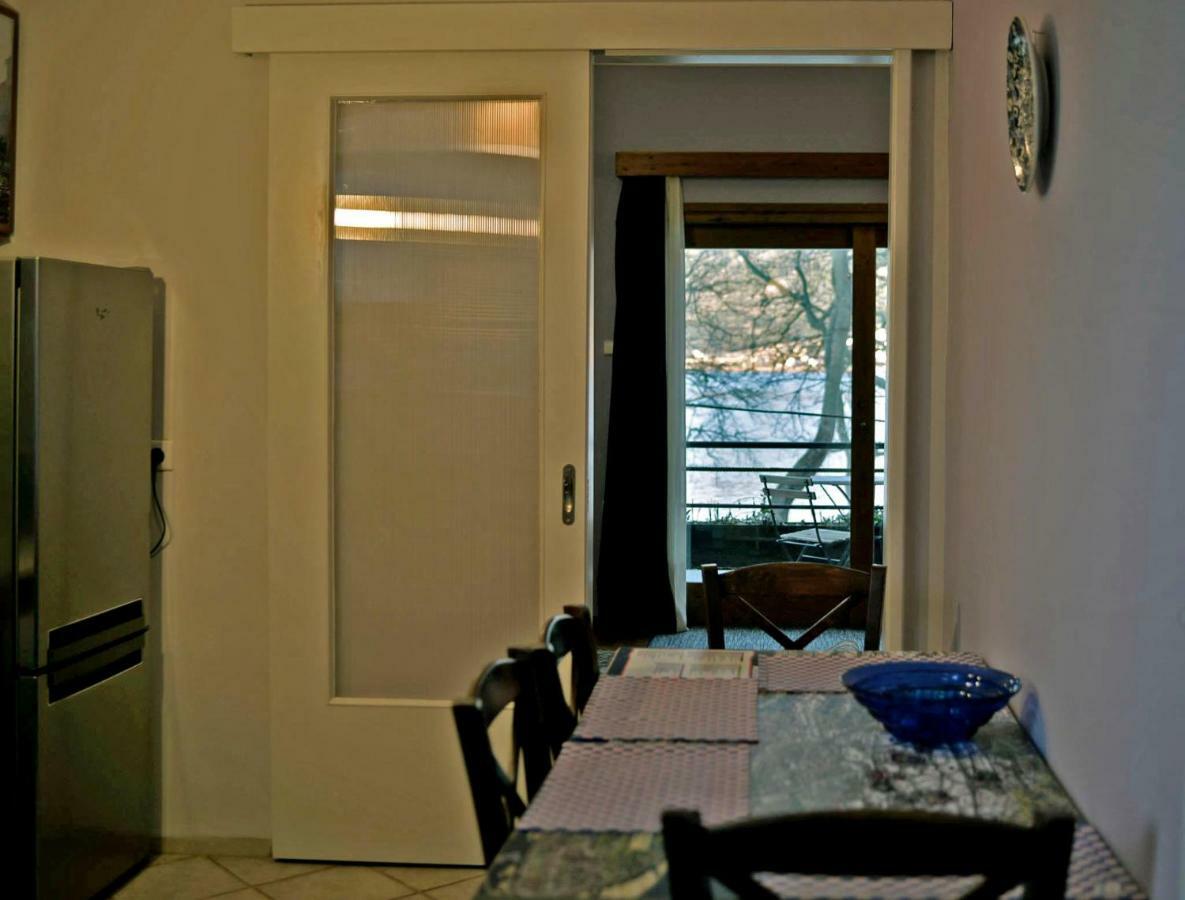 Lake View Apartment Янина Екстериор снимка