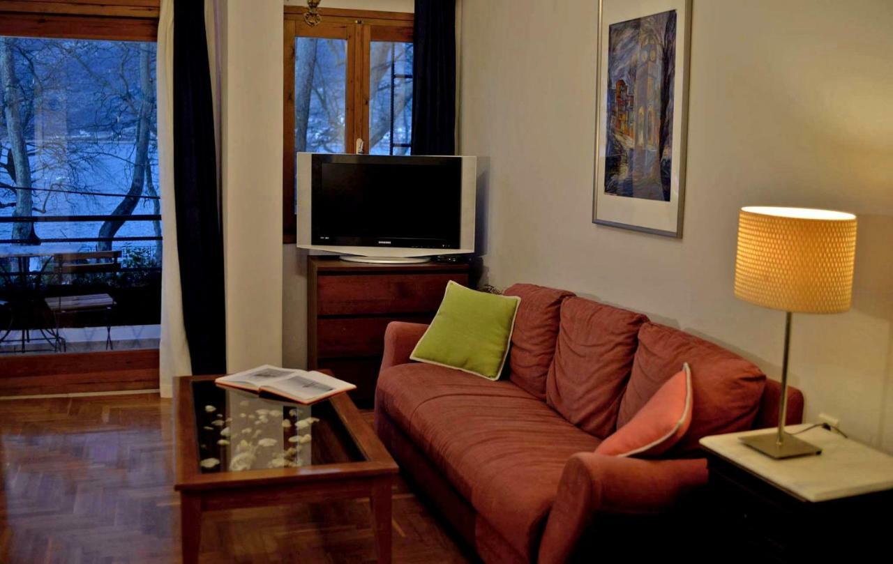 Lake View Apartment Янина Екстериор снимка